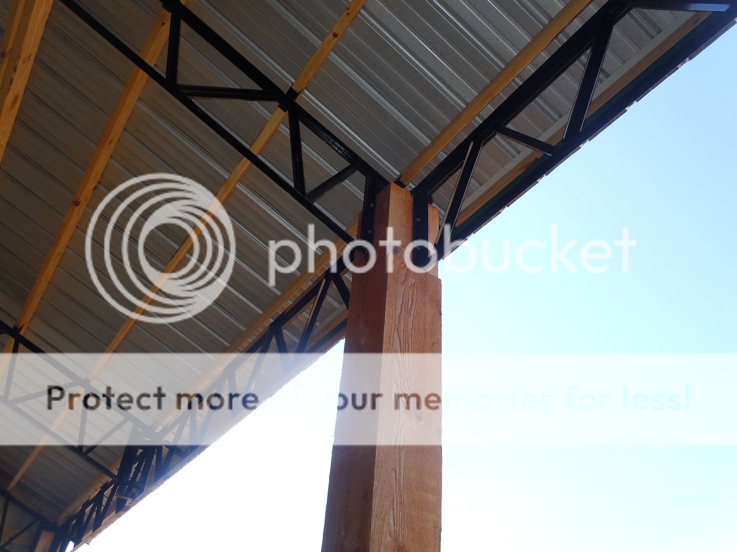 40x80steeltrusspolebarnkitwithbarjoist25.jpg Photo by Armour_Metals